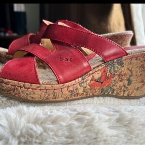 BOC Women's Red Floral Wedges